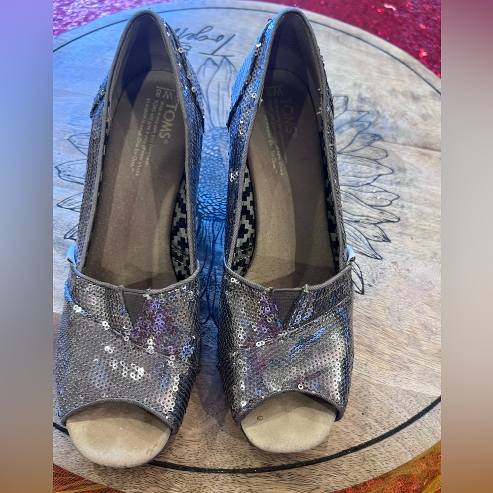 Silver sequin Toms wedge heels 8